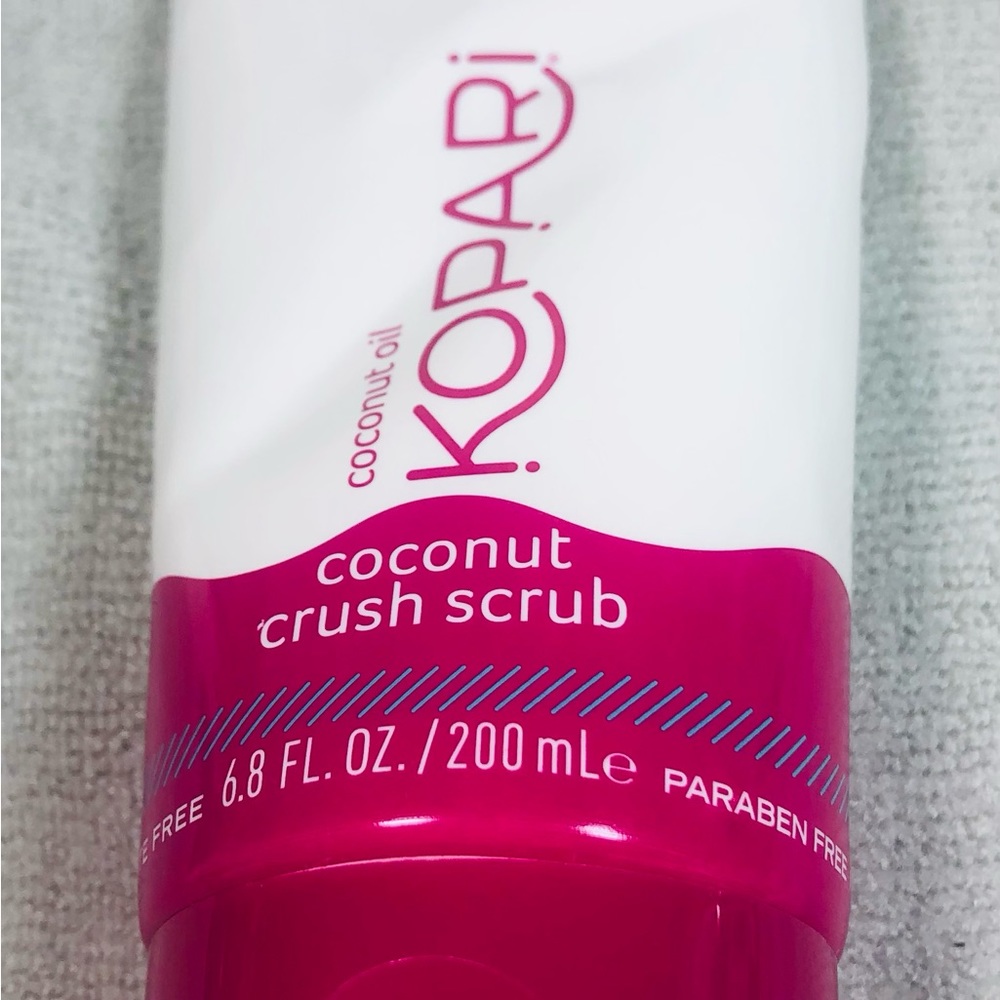 Kopari Coconut Oil Crush Scrub
